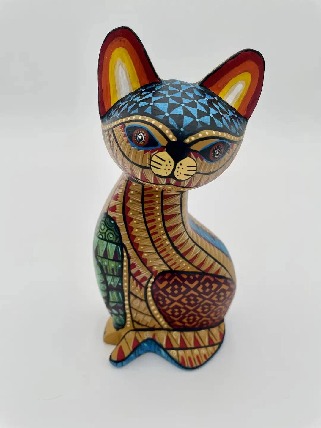 Yellow Cat Alebrije – Hand-carved Oaxacan Art