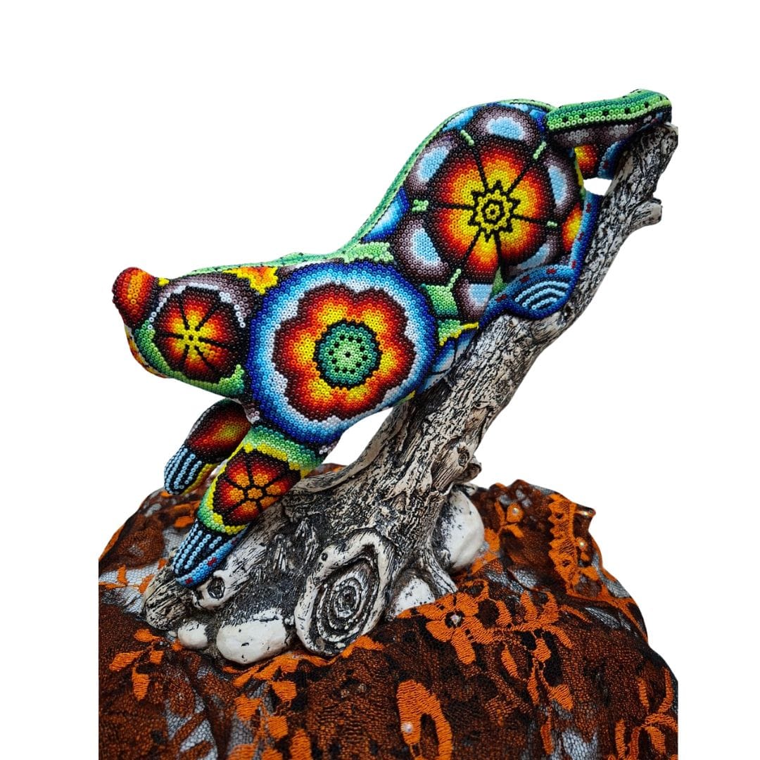 Huichol Beaded Jaguar Sculpture – Handmade Mexican Art | MEXOUL