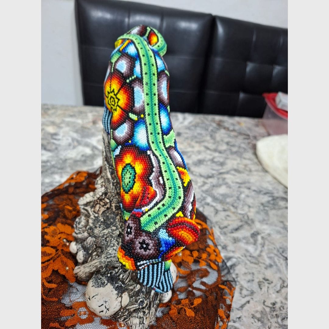 Huichol Beaded Jaguar Sculpture – Handmade Mexican Art | MEXOUL