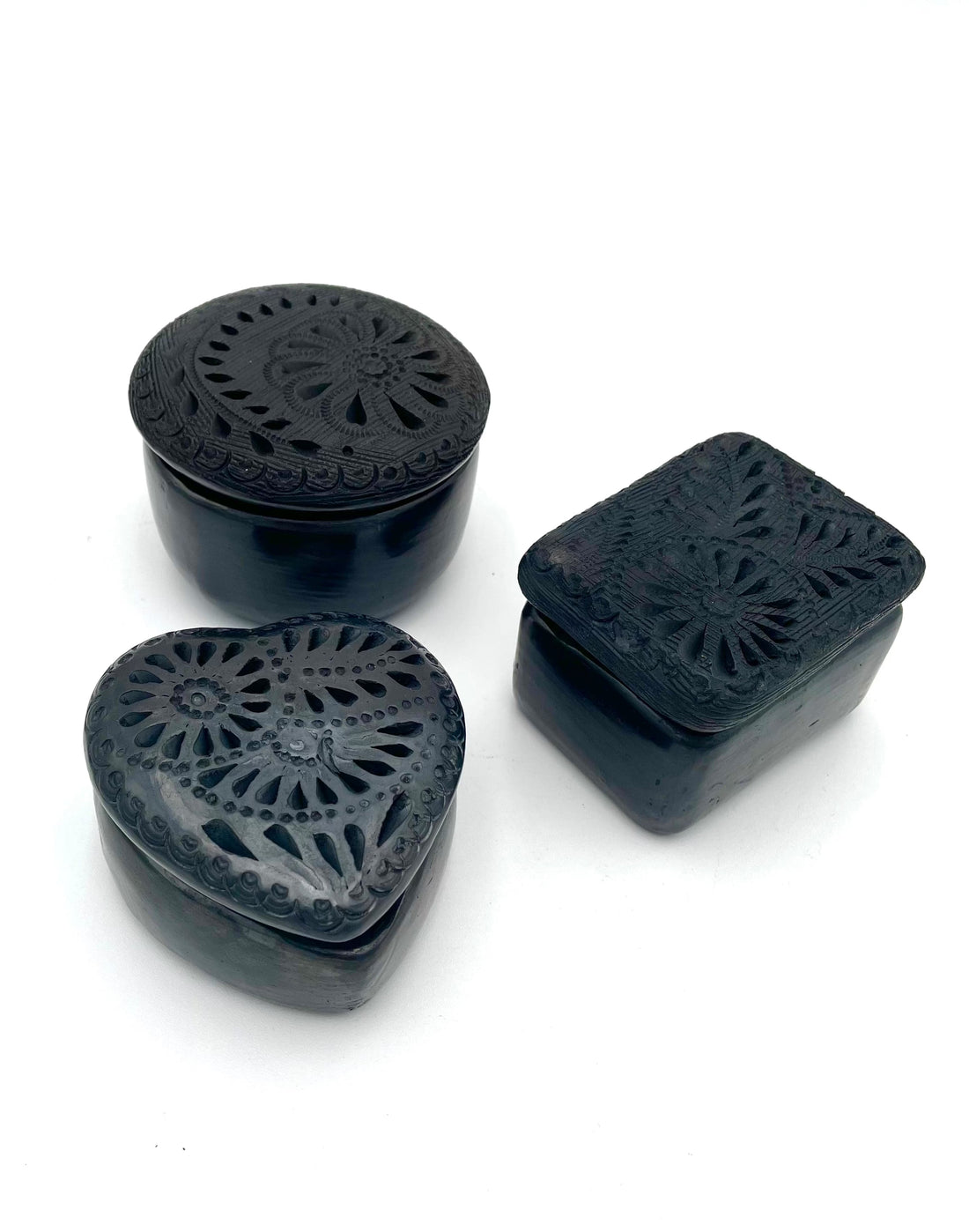 Mexoul Black clay round jewelry box