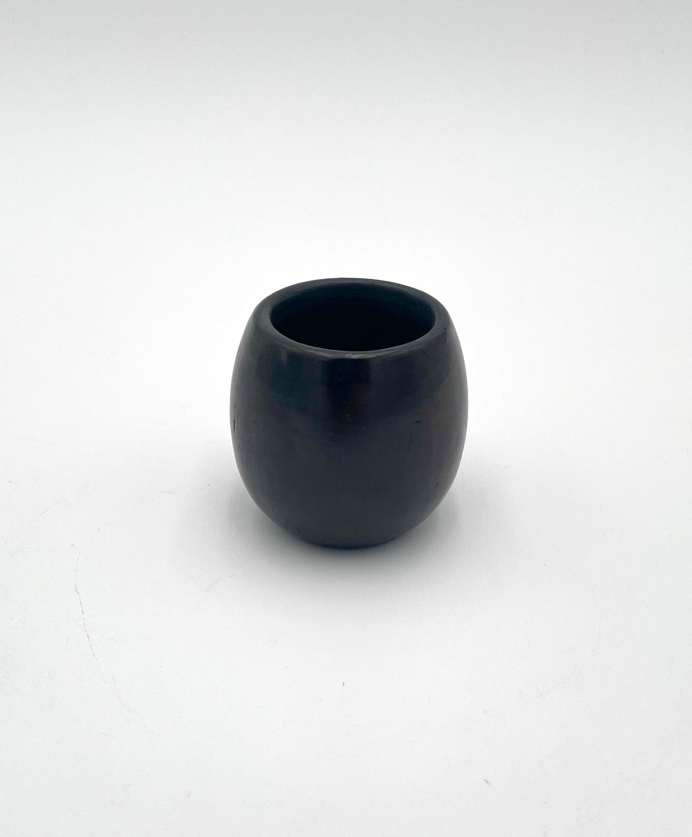 Mexoul Black clay shot cup