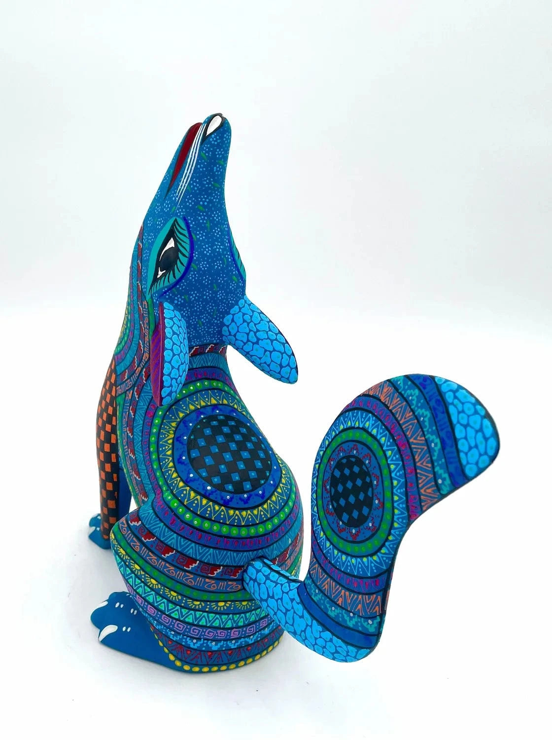 Mexoul Blue Coyote Alebrije – Hand-carved Oaxacan Art