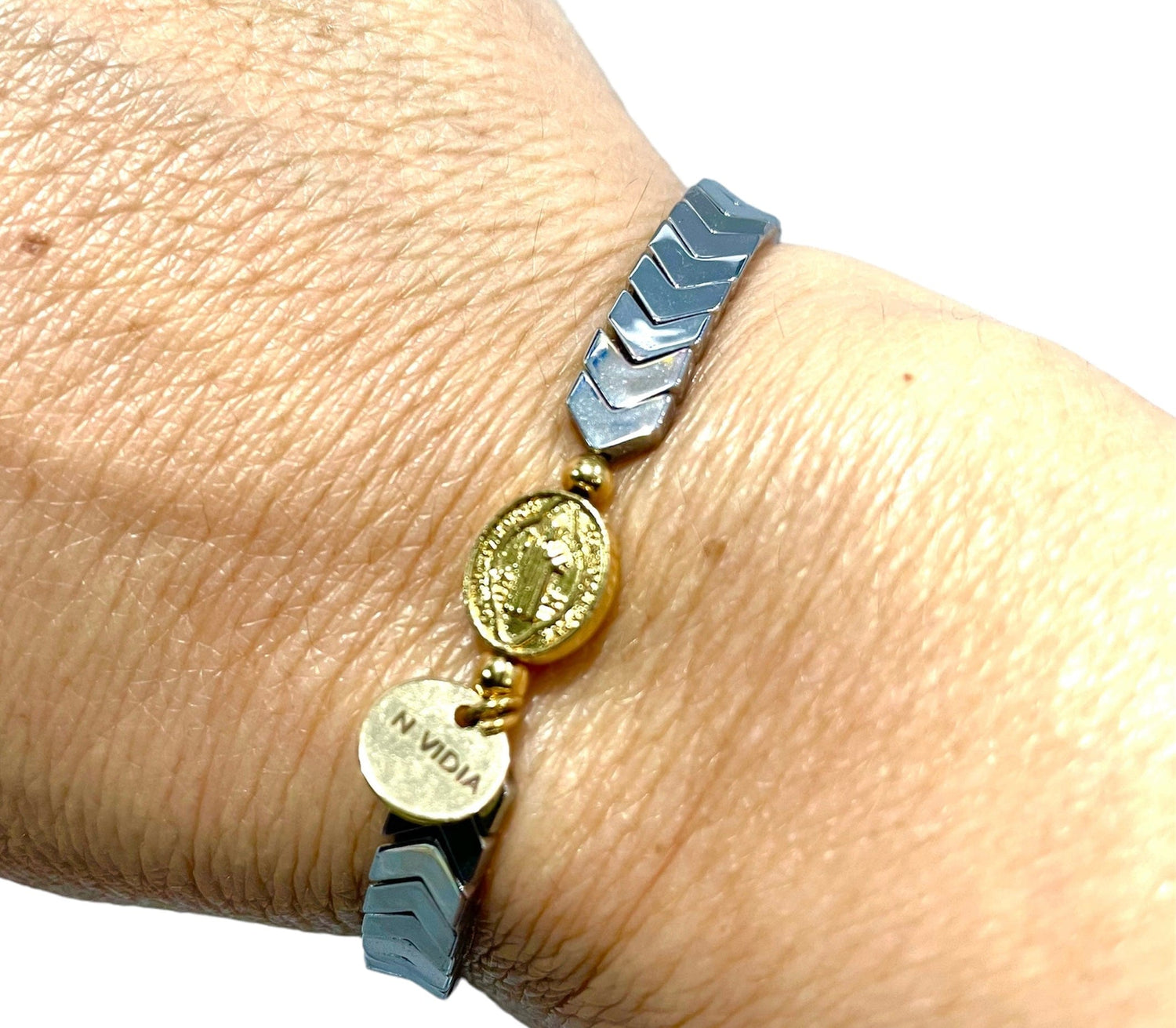 Mexoul Handmade bracelet with gray hematite stone with gold