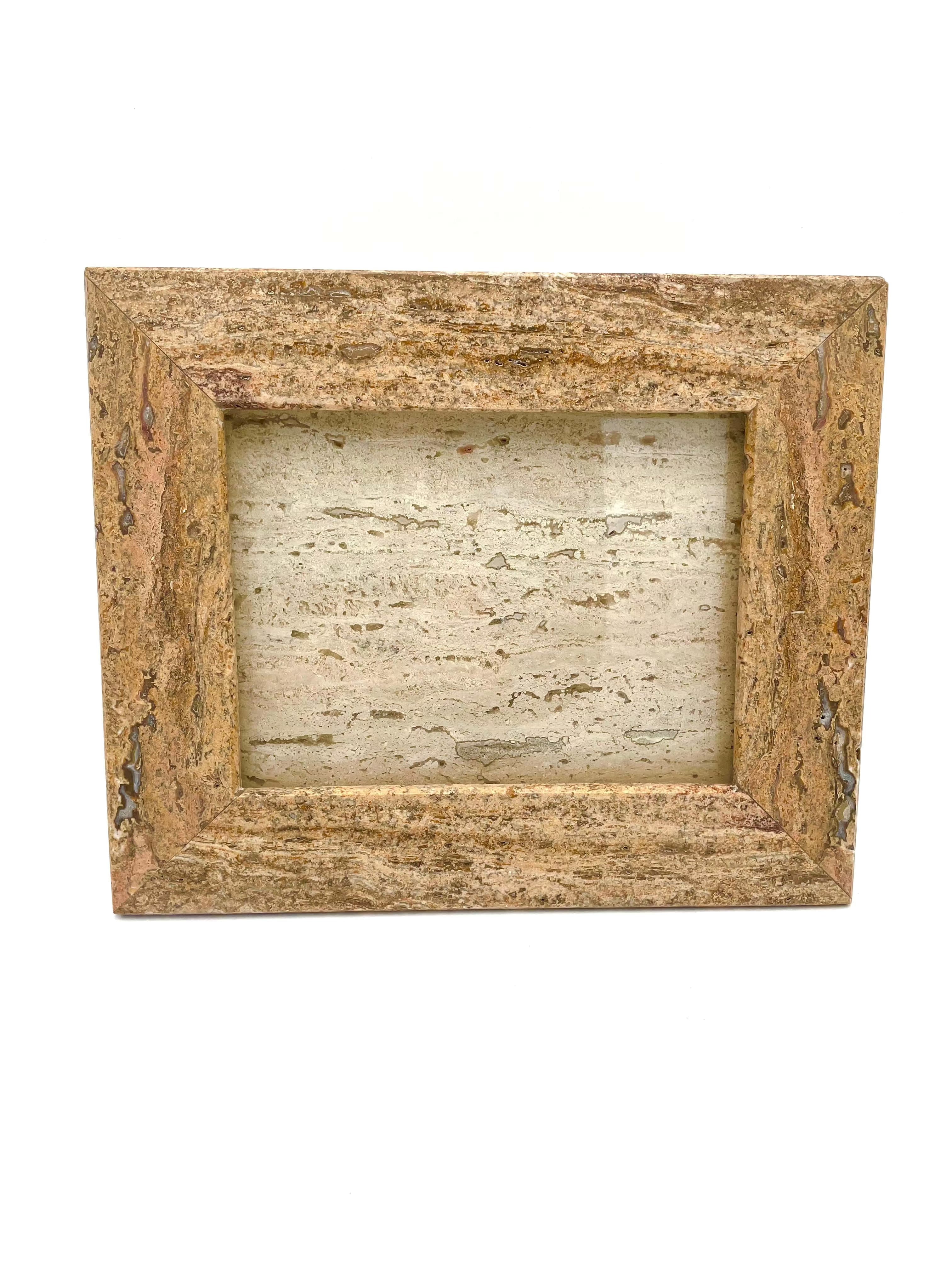 Mexoul Horizontal Brown Marble portrait holder (L)