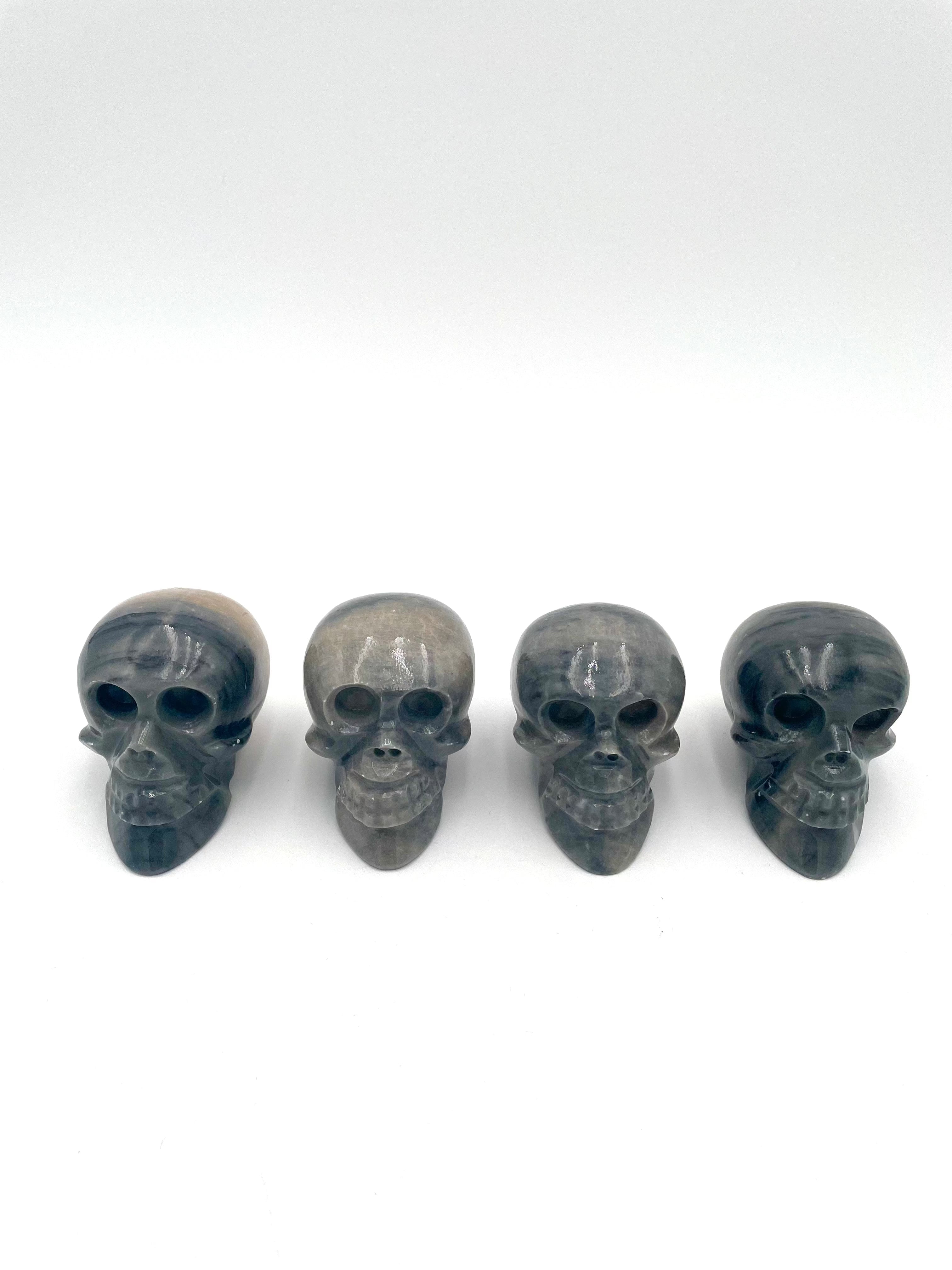 Mexoul Marble skull (S)