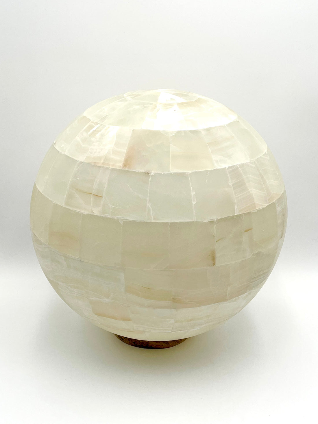 Mexoul White Onyx sphere lamp (L)