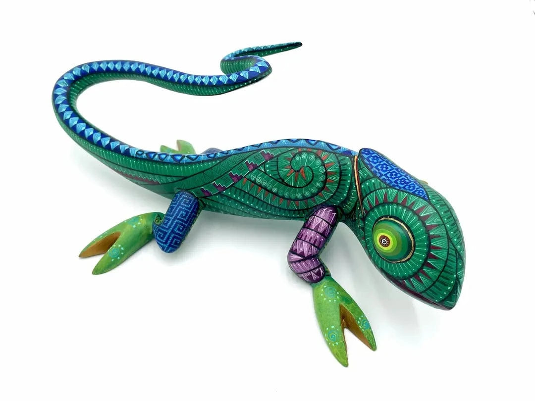 Iguana Alebrije – Hand-carved Oaxacan Art