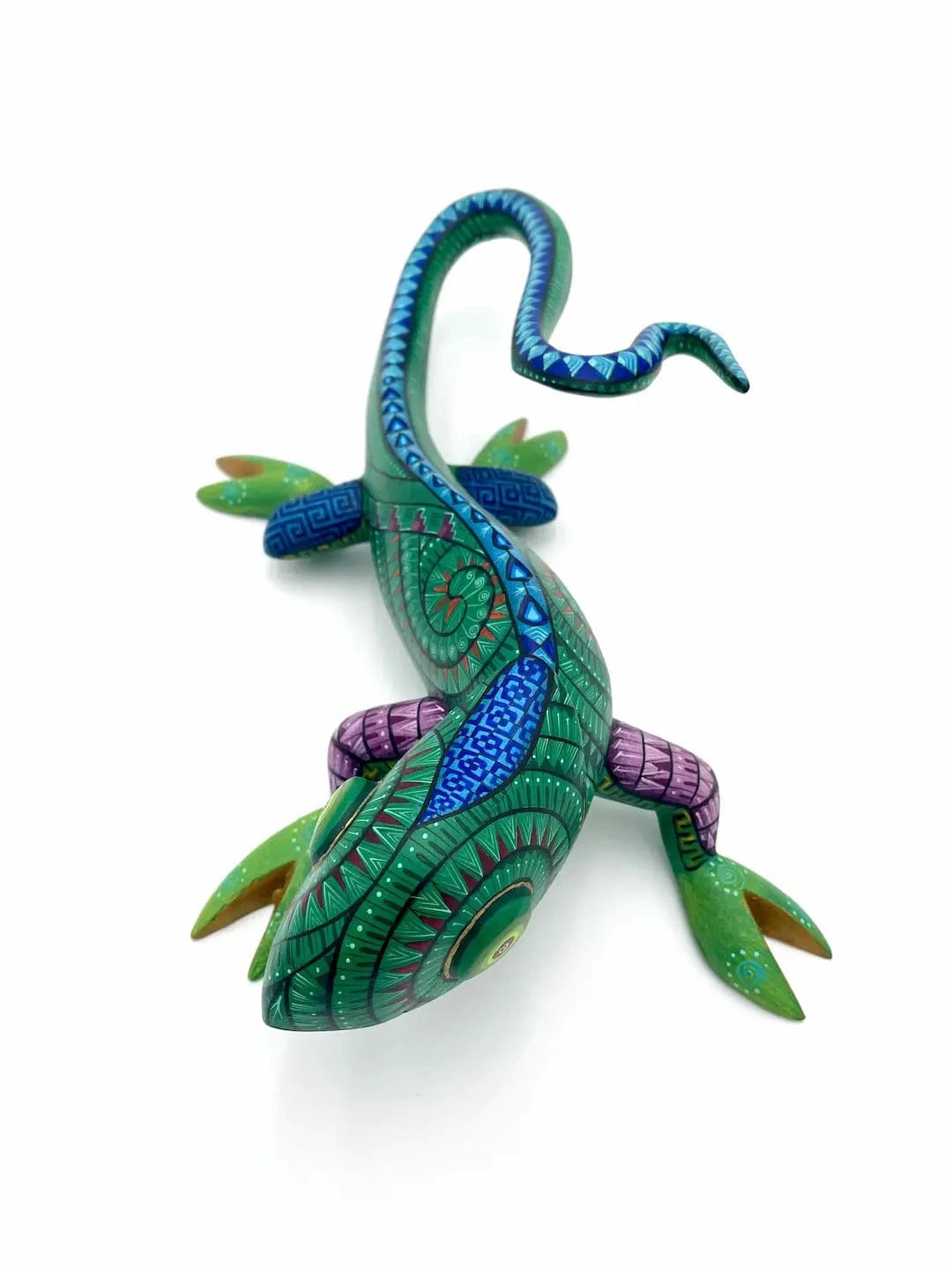 Iguana Alebrije – Hand-carved Oaxacan Art
