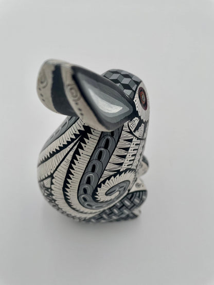Mexoul Black-white bunny alebrije