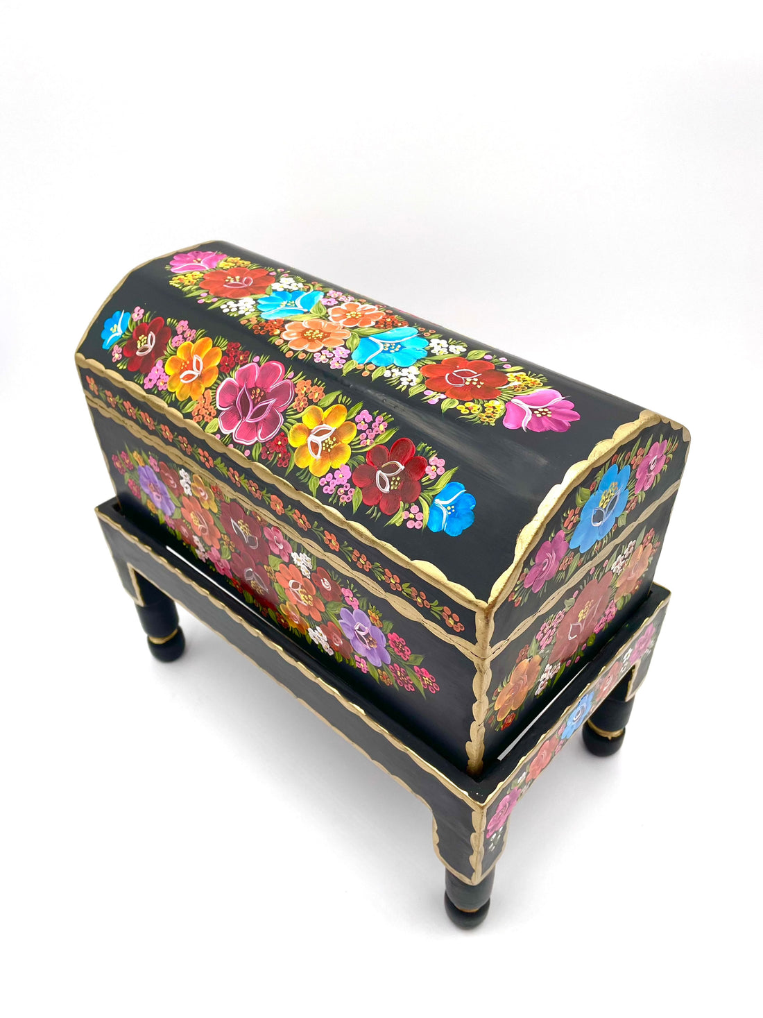 Mexoul Black wood trunk with flowers (L)