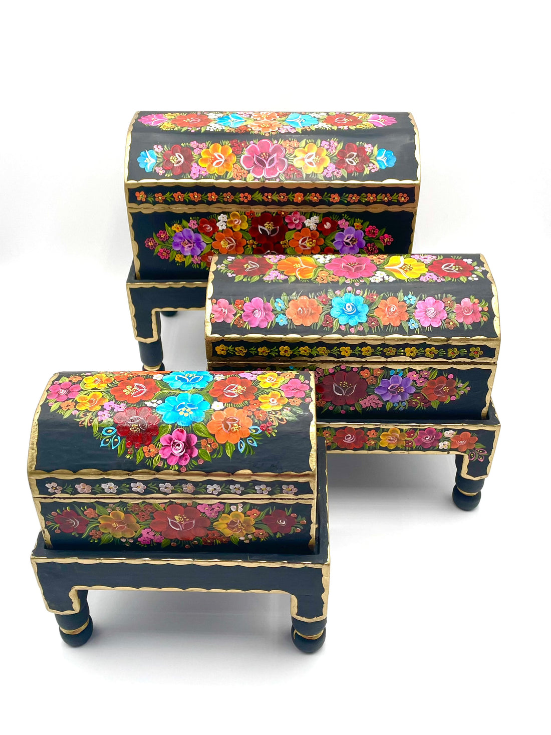 Mexoul Black wood trunk with flowers (S)