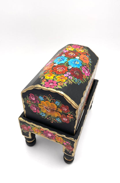 Mexoul Black wood trunk with flowers (S)