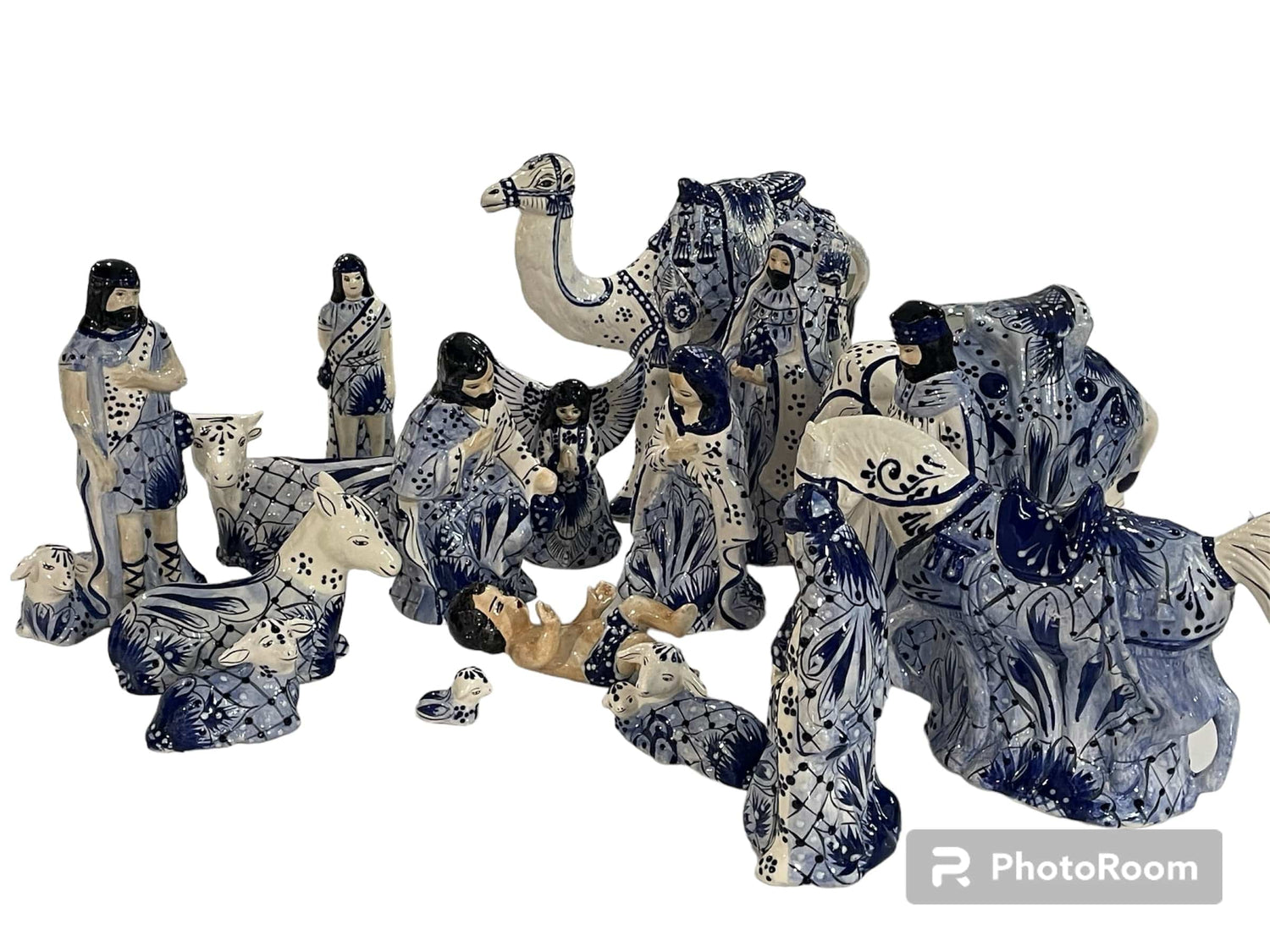 Mexoul Ceramic nativity set (17 PCS)
