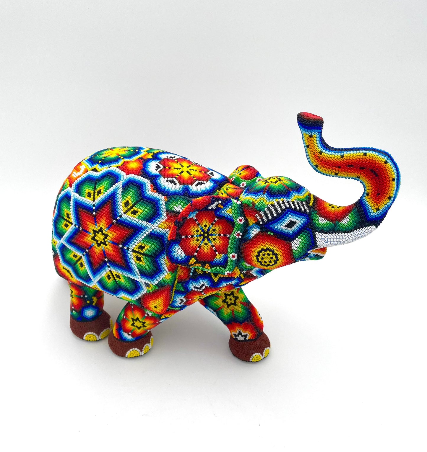 Mexoul COLORED STAR FLOWER Huichol art elephant
