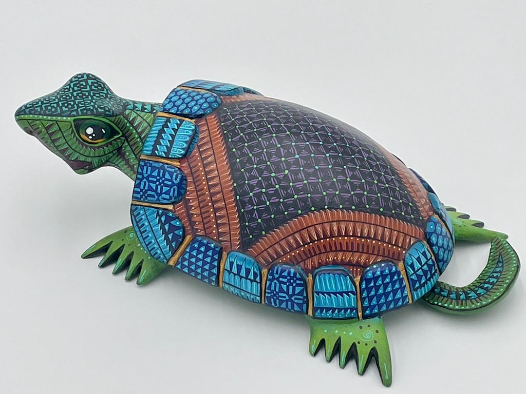 Mexoul Green turtle alebrije