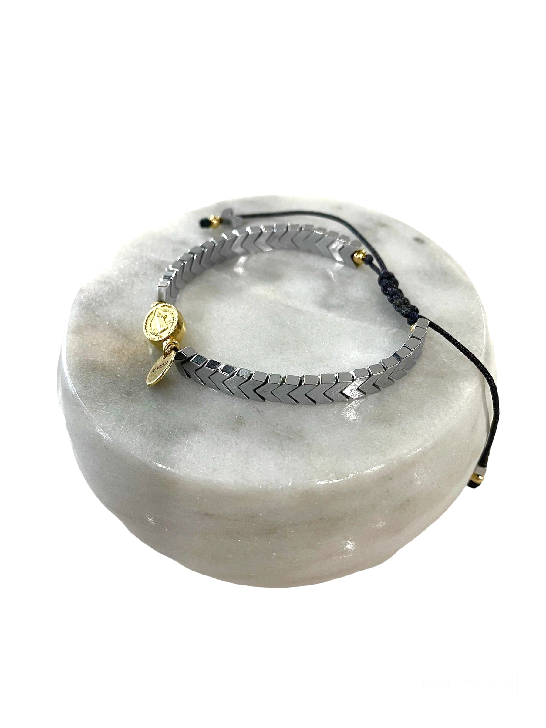 Mexoul Handmade bracelet with gray hematite stone with gold