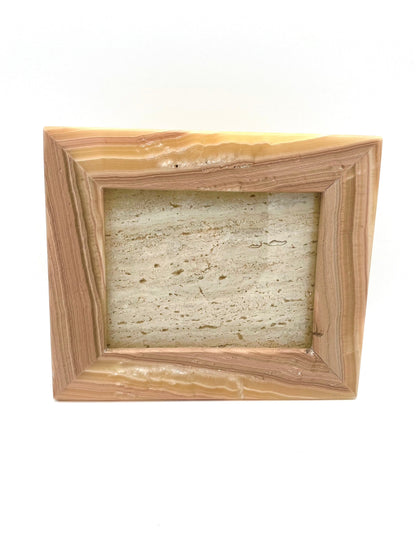 Mexoul Horizontal Beige Marble portrait holder (L)