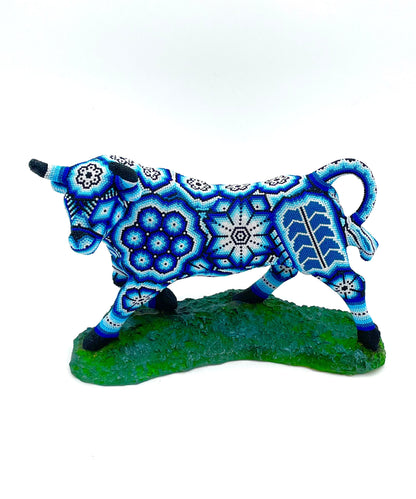 Mexoul Huichol art Bull