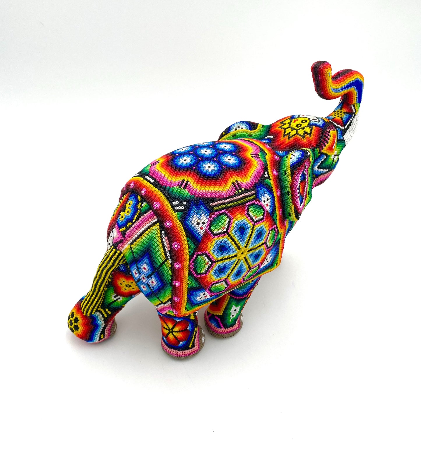 Mexoul Huichol art elephant