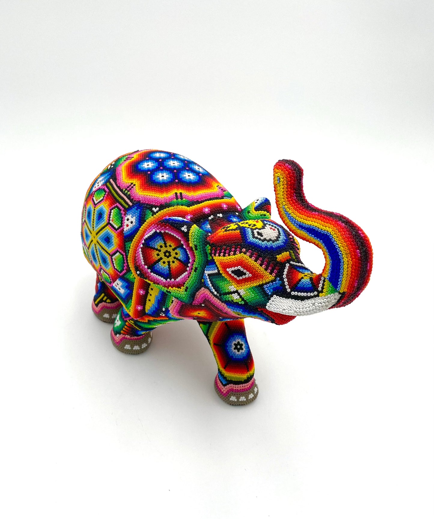 Mexoul Huichol art elephant