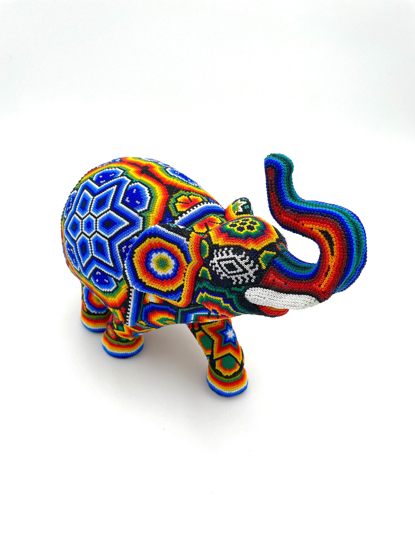 Mexoul Huichol art elephant