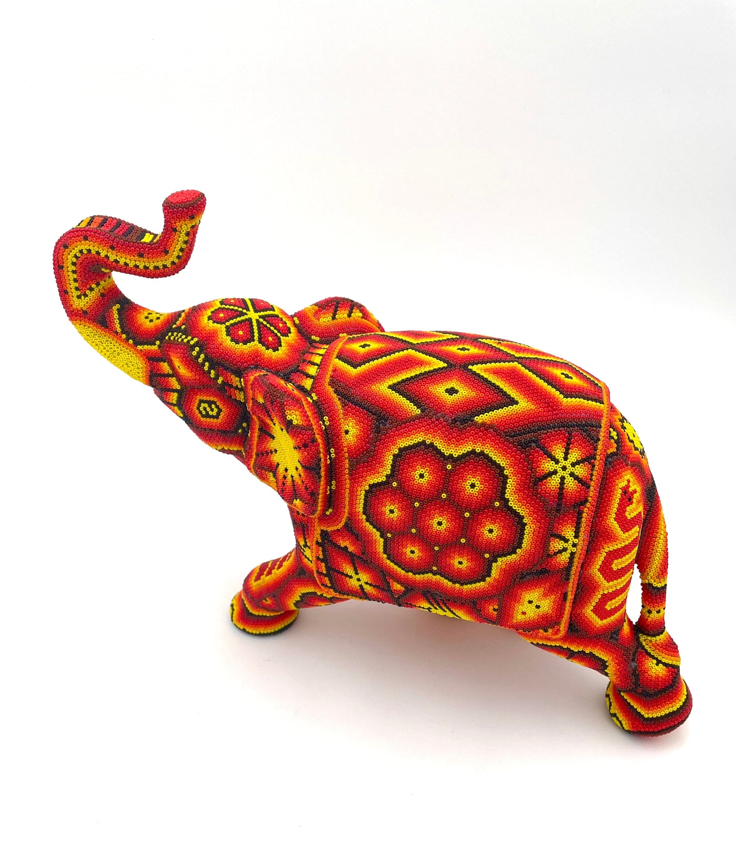 Mexoul Huichol art elephant