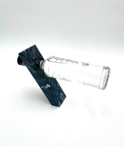 Mexoul Marble gravity bottle holder