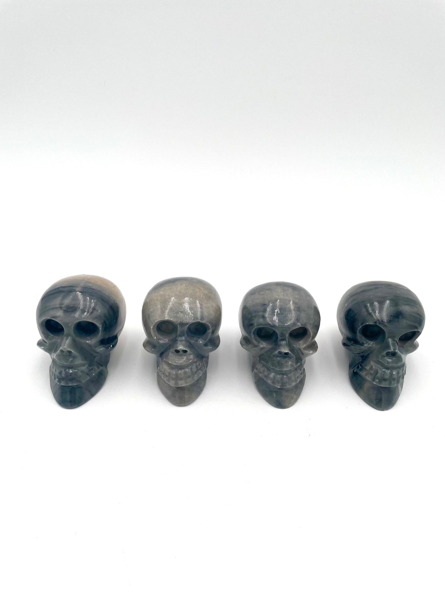 Mexoul Marble skull (S)