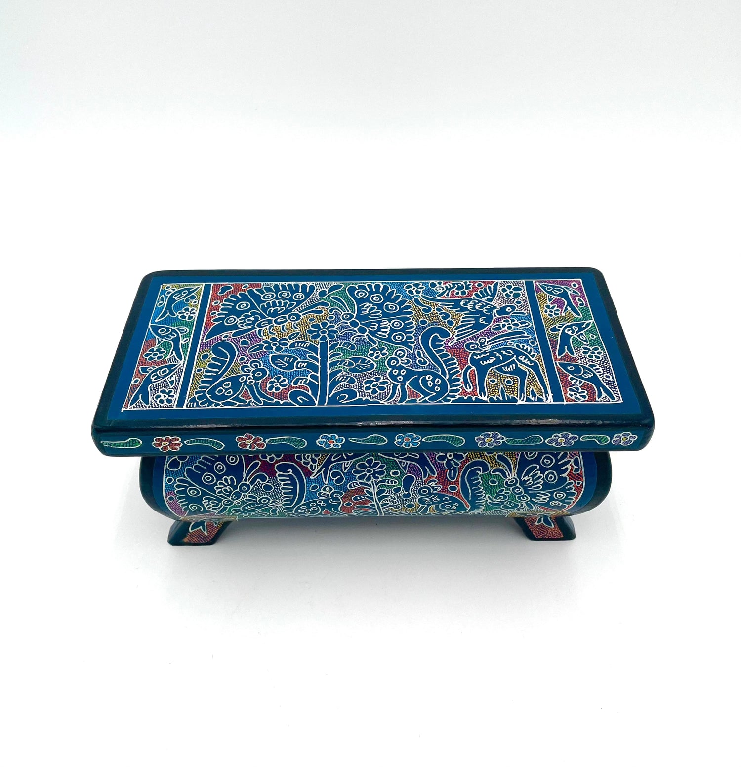 Mexoul Olinala box (M) blue butterflies, squirrels, fish