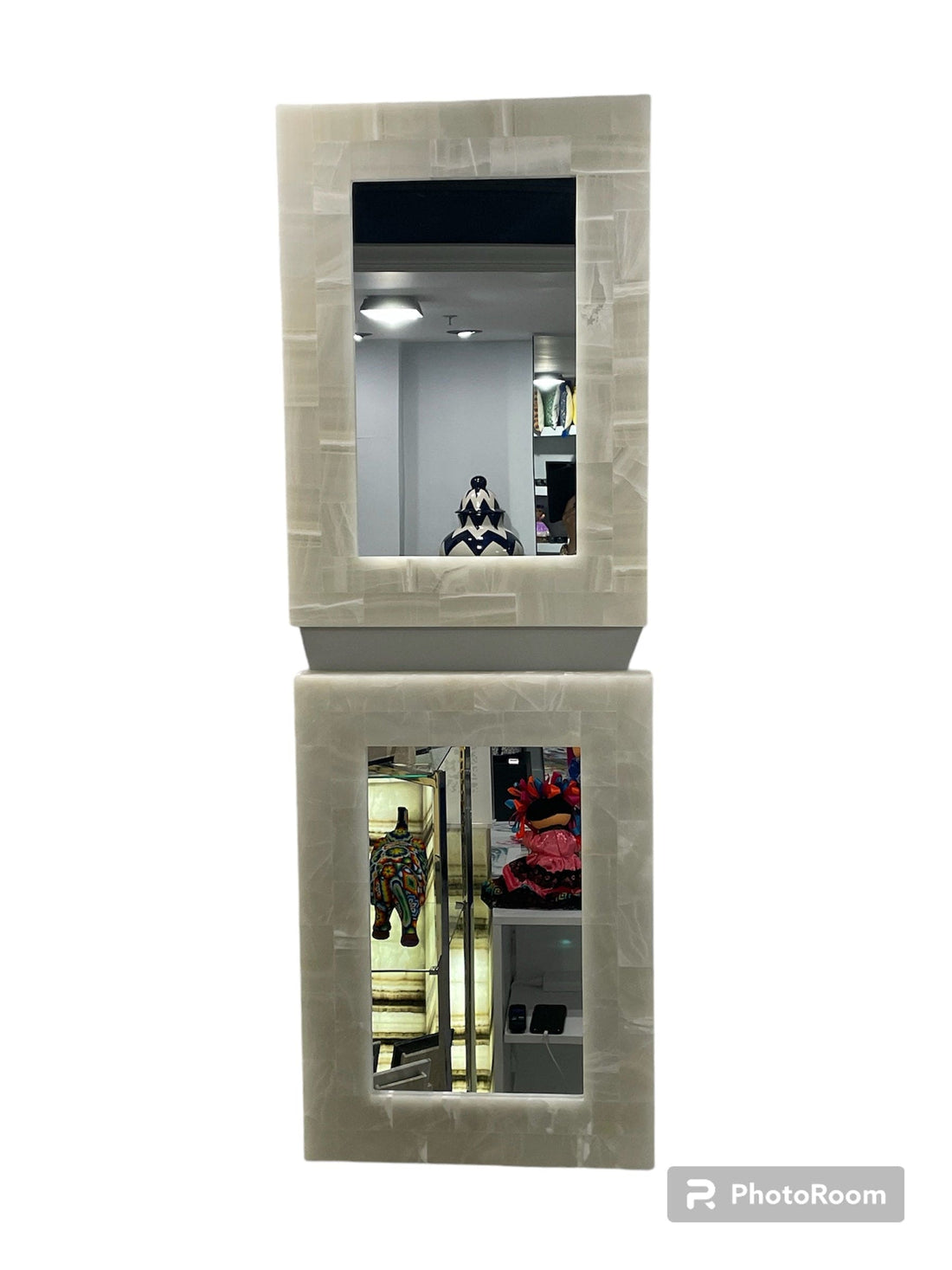Mexoul Onyx frame with mirror