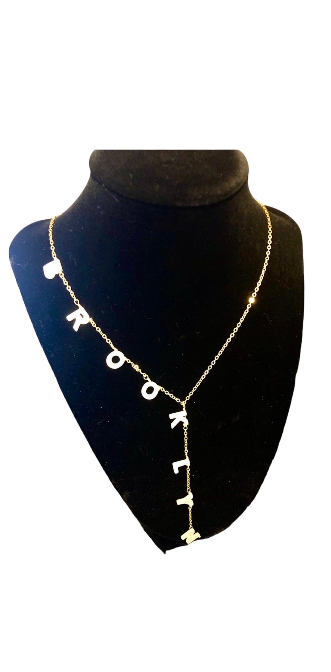 Mexoul Vertical Custom Mother Pearl Letter necklace FROM 8 TO 9 LETTERS