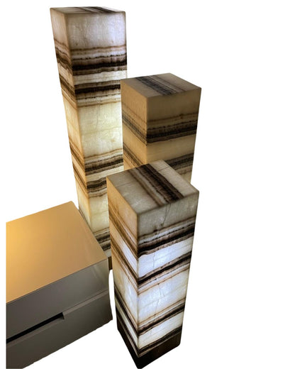 Desert Stripe Onyx Lamp Set (3 Pieces) – Handcrafted Natural Stone Lighting